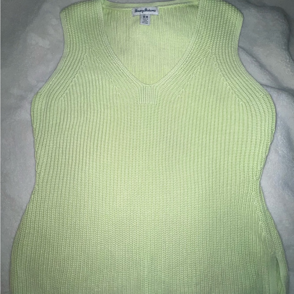 Tommy Bahama Women's Light Green V-Neck Sweater